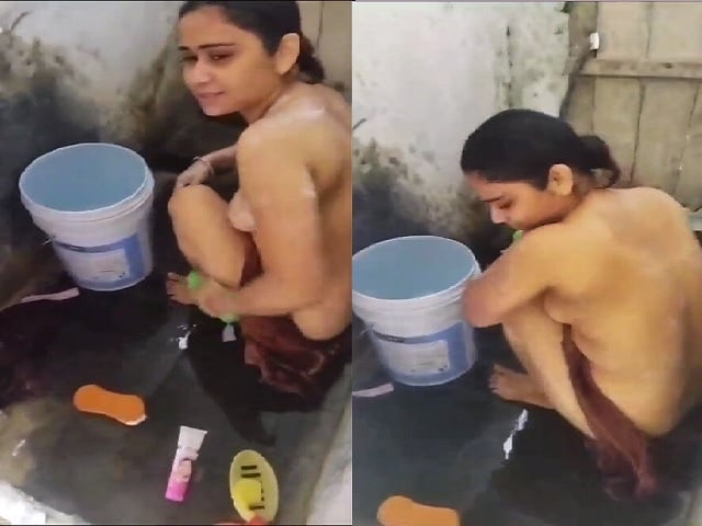 Desi Fsi Blog Xxx Viral Leaked Mms Bhabhi Nude Bath Caught On Camera By